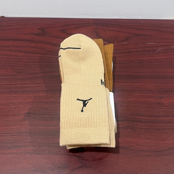 Jordan Everyday, Crew Socks, DX9632 909, 3 Pack - Picture 4 of 9